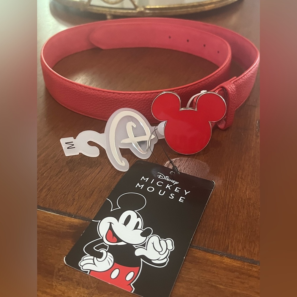 Unisex Disney Mickey Mouse Red Belt🐭❤️🖤